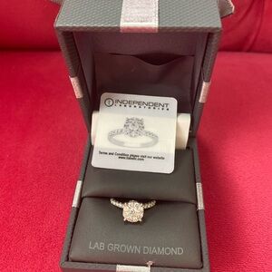 10K White Gold Ring 💍 Size 7